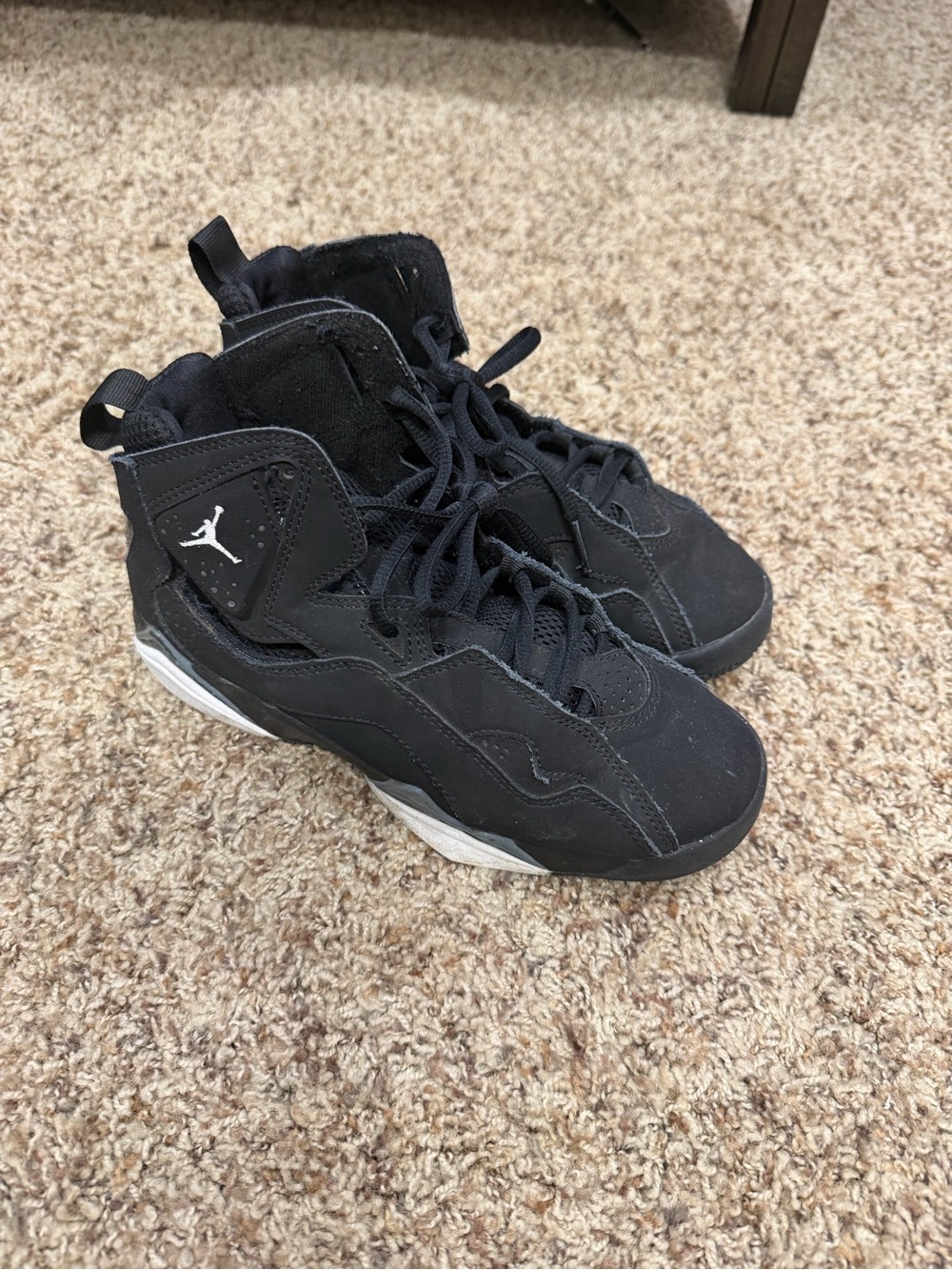 Sz 4.5 Big Kids Black Jordan High-Top Sneakers